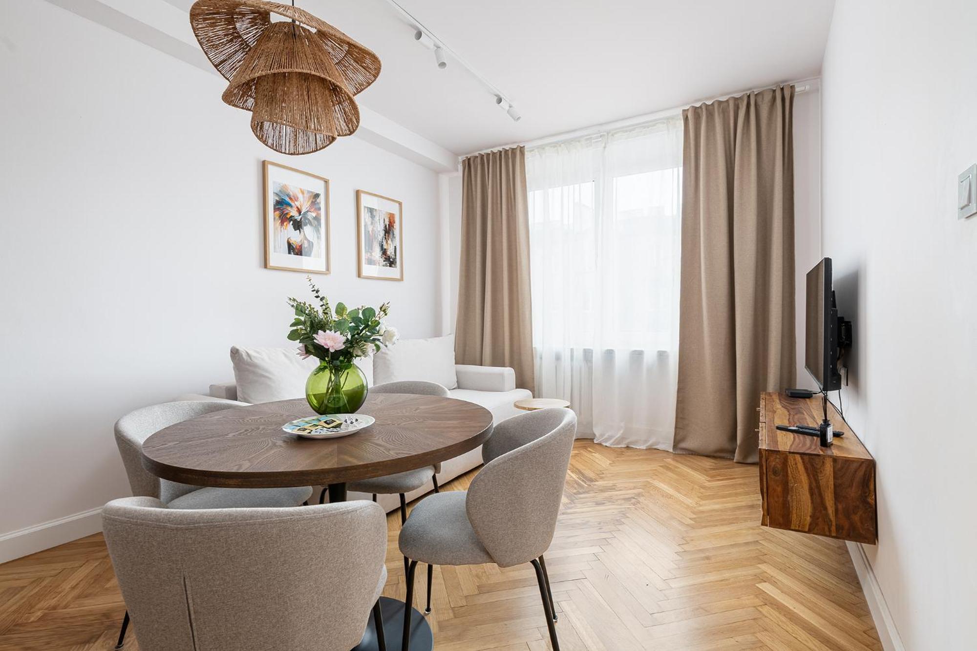 Rentplanet - Wilcza * Warschau