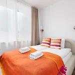 Rentplanet - Apartament Wilcza