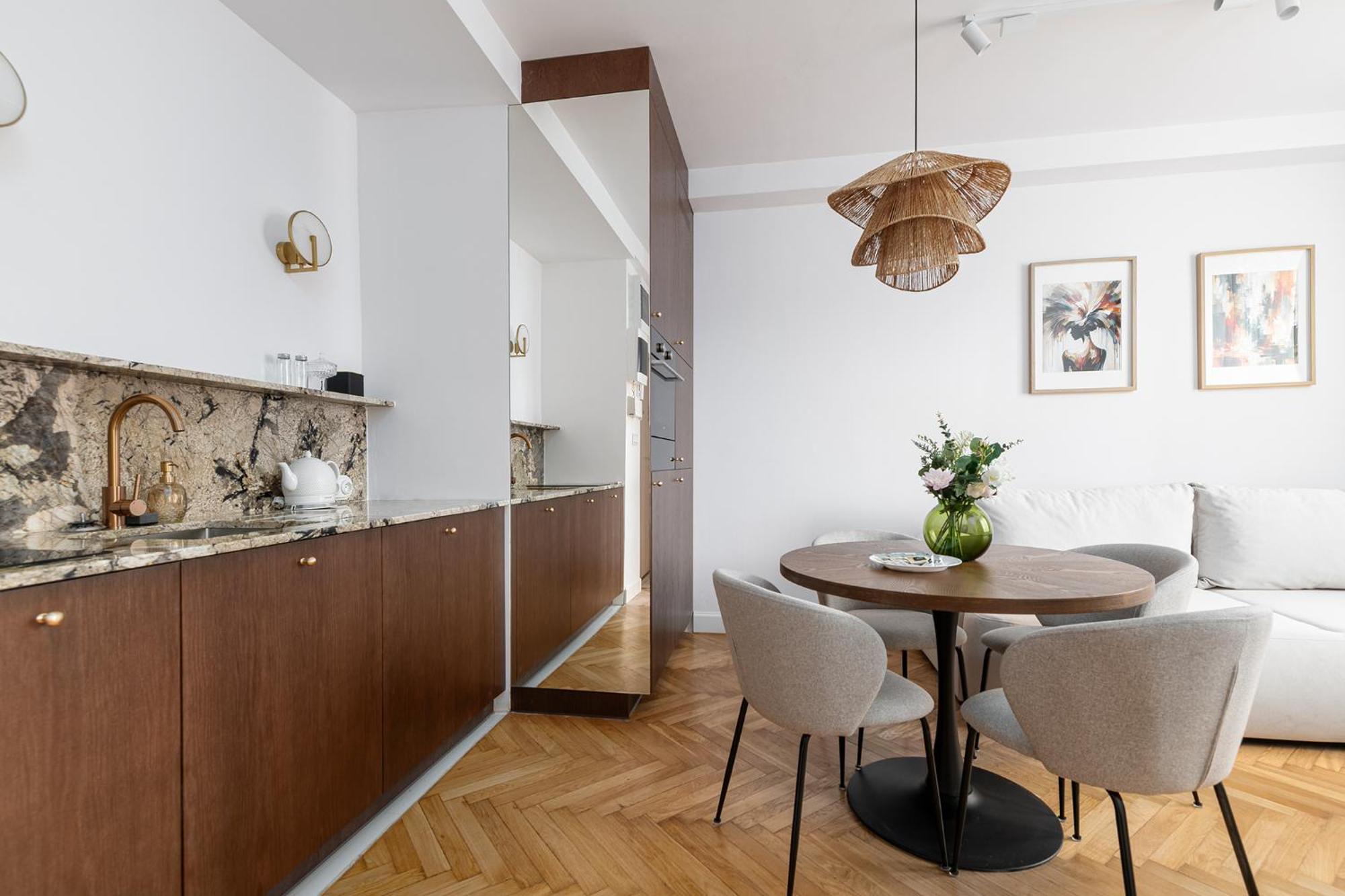 Rentplanet - Wilcza Apartament